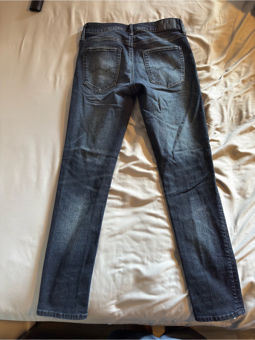 American Eagle Outfitters Men’s Slim Straight Jeans in Dark Blue Wash